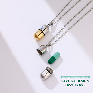 Collier pendentif capsule étanche en acier inoxydable PVD |   Breloque souvenir en forme de silo à poudre scellé pour les voyages | Bijoux au design élégant - Product Image 2
