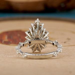 Anillos de diamantes de joyería fina creados con precisión y atención al detalle, destacando diseños únicos y diamantes de calidad superior. - Product Image 5