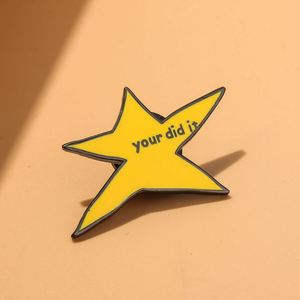 Broche en émail « Your Did It Meme Star » – Badge en métal amusant pour femmes et hommes – Accessoire de bijouterie à clipser sur revers - Product Image 1