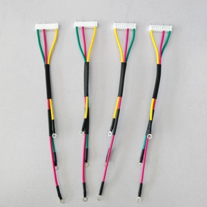 Cable de conexión aislado de PBT rojo-negro personalizado con conectores JST/Molex, arnés de cableado electrónico de alta temperatura - Product Image 1