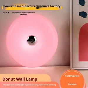 Lampe de <span class=keywords><strong>table</strong></span> rechargeable à intensité variable <span class=keywords><strong>au</strong></span> toucher, style nordique, forme de donut, champignon, lumière d'ambiance ronde, lampe murale sans fil pour chevet, lampe de nuit LED décorative - Product Image 3