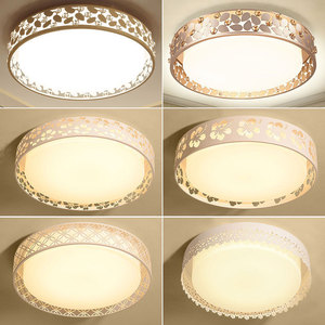 Lampe de chambre simple et moderne, plafonnier LED circulaire pour bureau, chambre de mariage romantique, lumière chaude fleurie - Product Image 1