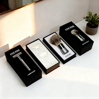 Boîte en papier pour rasoir avec impression CMYK de logo personnalisé, finition mate noire et blanche - Coffret cadeau pour kit de rasage et lames de rasoir