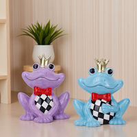 Redeco Creative Grenouille Prince Sculpture Bleu Violet Grenouille Ornements En Céramique Figurines D'animaux Lunatique Décor À La Maison Cadeau