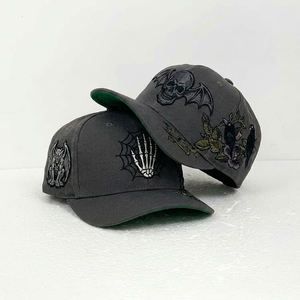 Gorras de Béisbol Estructuradas de 6 Paneles de Alta Calidad con Visera Curva y Logotipo Bordado en 3D Personalizado - Product Image 1