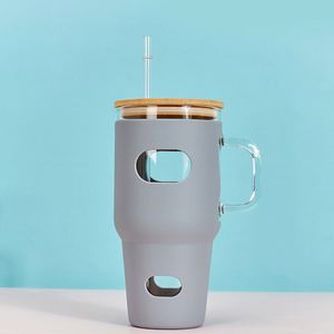 Grande tasse de voyage en verre de 32 oz avec poignée et manchon en silicone antidérapant pour les conducteurs - Product Image 3