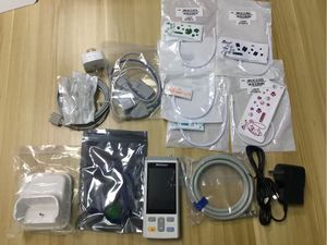 Moniteur vétérinaire multiparamétrique portable 3,5 pouces avec mesure du SpO2, de la pression artérielle et de l'ETCO2 - Product Image 4