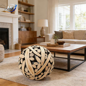 Sculpture d'art moderne en bois massif sur mesure, décoration de sol écologique, support d'affichage, statue de boule en bois - Product Image 2