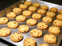Nouvelle machine à biscuits automatique Jayonho pour boulangerie commerciale, machine à fabriquer des biscuits en forme de boule, de poisson, de fruits, de noix, de farine, de lait, de maïs