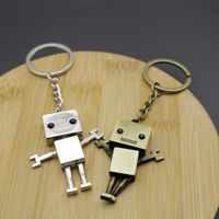 Gantungan Kunci Robot Minimalis, Ornamen Gantung Tas & Kunci Bentuk Robot Sederhana dari Bahan Paduan Logam