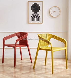 ¡Novedad de <span class=keywords><strong>2023</strong></span>! Sillas de plástico al aire libre para exteriores, silla hueca Simple de ocio, café, reposabrazos apilable para exteriores, sillas de comedor - Product Image 1