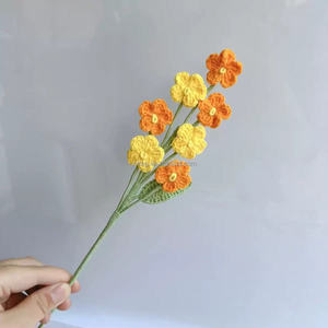 Bouquet di Non Ti Scordar di Me Lavorato a Mano, Fiore Simulato all'Uncinetto, Regalo di San Valentino Realistico - Product Image 5