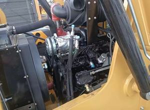 Chargeuse-pelleteuse Caterpillar CAT416E 420 430 d'occasion à moteur diesel, produit très demandé, certifiée CE - Product Image 5
