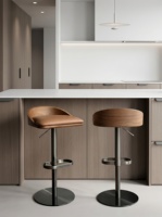 Tabouret de bar rembourré à dossier bas en bois courbé, réglable en hauteur, pivotant, avec base ronde noire pour îlot de cuisine