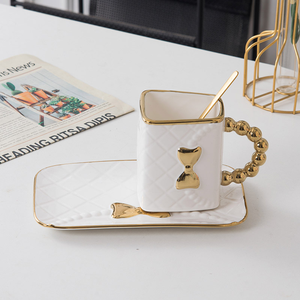 Ensemble de tasses à café en porcelaine rétro faites à la main en forme de nœud, avec plateau et cuillère, motif rustique japonais, luxe léger haut de gamme, compatible lave-vaisselle/micro-ondes - Product Image 6