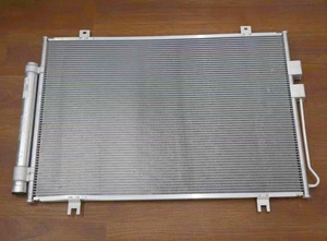 Condensador de Aire Acondicionado para Automóvil, para Chevrolet Captiva, OEM 23730221 - Product Image 2
