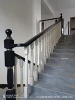 Simple moderne nouveau Style chinois lumière luxe main courante en bois massif Bussen escalier rambarde pour Villa intérieur château gonflable