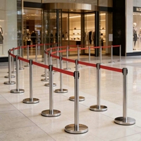 Poteau de guidage rétractable professionnel avec poteau de 63 mm de diamètre et base de 320 mm pour une indication de ligne stable