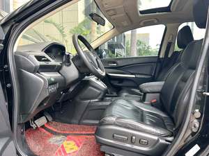Honda <span class=keywords><strong>CRV</strong></span> 2.4L VTi Luxe 2012 - Voitures d'occasion, SUV urbain fiable, bien équipé et économe en carburant, excellente valeur familiale - Product Image 5