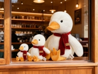 Vente en gros usine : Peluche interactive canard adorable avec écharpe, idéale pour cadeau d'anniversaire