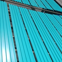 Panneau mural en aluminium personnalisé pour la décoration de façade extérieure d'hôtel, profil de bardage WPC