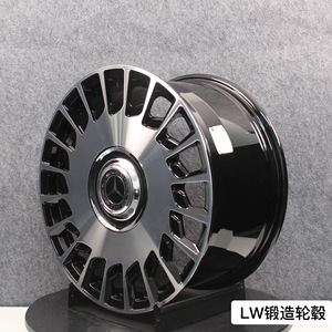 Jantes en alliage forgé de 15 pouces pour F82 M4 Nouvelles roues moulées sous pression en noir mat avec 20mm ET LW AD-1 Multi Spoke Retrofit/Upgrade - Product Image 3