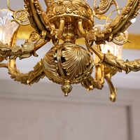 Lustre en métal doré antique avec abat-jour en verre gravé, 6 bras, style baroque classique, LED 5000K lumière du jour, lampe de plafond pour salon