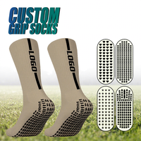 Échantillon gratuit bas quantité minimale de commande hommes Crew Sport Grip chaussettes personnalisé athlétique Football Grip chaussettes anti-dérapant Football chaussette