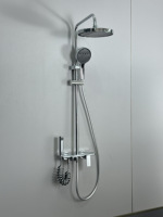 Robinet de Douche Moderne en Laiton avec Étagère en Verre Trempé, Ensemble de Douche Pluie 4 Modes et Douchette à Main pour Hôtels et Salles de Bain Domestiques