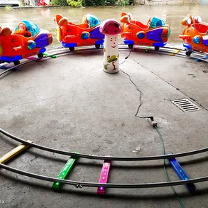 新しいキッズ電気ゲーム小型電気列車遊園地に乗るミニトラックトレインライド販売