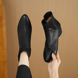 Elegantes Botas Largas Retro para Mujer, Hechas a Mano, con Parte Superior de Cuero Genuino, Suela Antideslizante, Impermeables, Duraderas, de Color Sólido y Punta Puntiaguda - Product Image 4