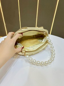 Women Pearl Handle Flap Closure Handbags High Quality PU Leather Clutch <b>Bags</b> for Women Luxury women's <b>tote</b> <b>bags</b> Evening <b>Bags</b> - Product Image 3