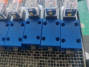โซลินอยด์ 4WE 4WE6 220V 24V 4WE6 E61/EG24N9K4 4WE10 D50/EG24N9K4/M 220V 24V ไฮดรอลิก 4WE6D60/CG24N9K4 - Product Image 2