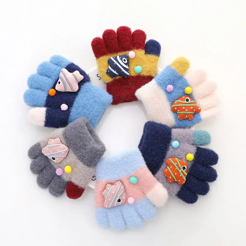 Sarung tangan rajut lembut bayi, sarung tangan lima jari cantik untuk musim dingin, sarung tangan hangat luar ruangan, sarung tangan anak-anak