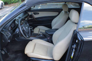 รถยนต์มือสอง BMW ซีรีส์ 1 รุ่น 135i ปี 2011 แบบเปิดประทุน 2 ประตู เกียร์ธรรมดา/อัตโนมัติ เครื่องยนต์ 4 ลิตร พวงมาลัยซ้าย เบาะหนัง กล้องมองหลัง - Product Image 6