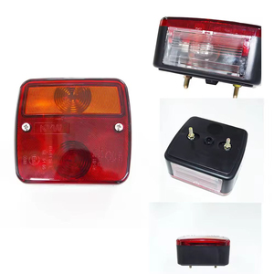Nouvelles lampes de feux de position, de <span class=keywords><strong>plaque</strong></span> <span class=keywords><strong>d</strong></span>'<span class=keywords><strong>immatriculation</strong></span> et de brouillard arrière Bluecamp 4 fonctions, homologuées E-mark pour voiture - Product Image 2
