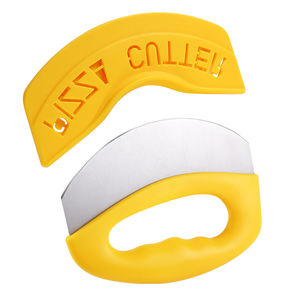 قطاعة أسطوانية مضحكة بشكل مختلف ، دراجة بيتزا ، أداة قطاعة بيتزا للمطبخ ، قطاعة بيتزا بلاستيكية من الفولاذ المقاوم للصدأ مع شعار - Product Image 1