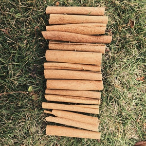 Bastoncini di cannella grezza essiccata di alta qualità, naturali, singoli, di Guangxi, 8-10 cm - Product Image 2