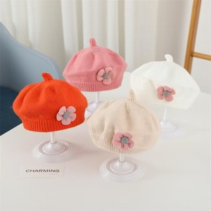 Chapeau bébé quatre saisons automne hiver brodé en tricot béret mignon adorable unisexe enfants chaleur coupe-vent chapeau d'artiste tendance - Product Image 1