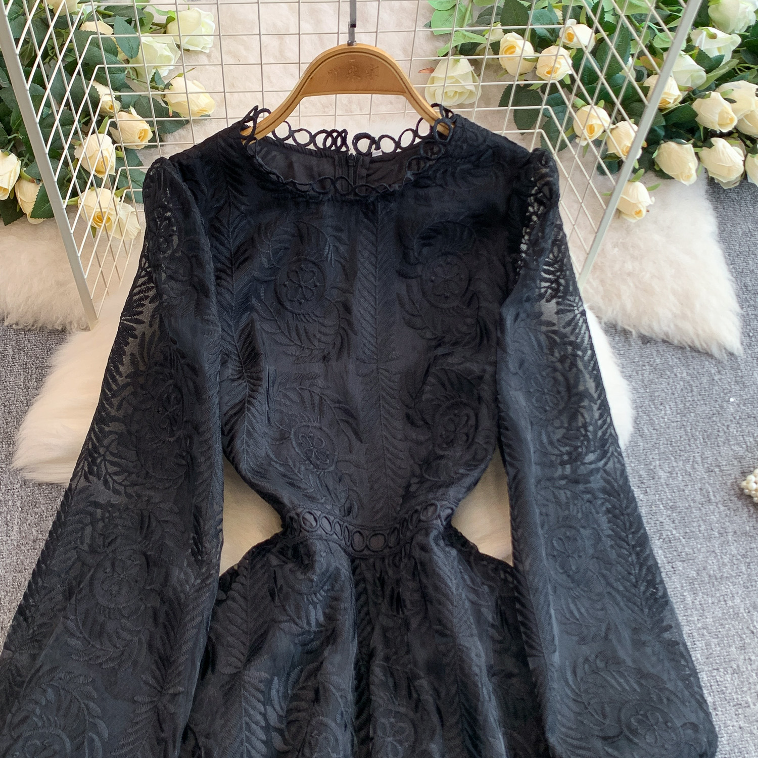 audrey hepburn black lace dress Alex Perry Dress - Women's 2 main image 0