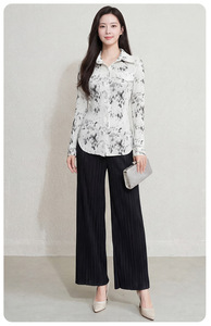 PY 2026 Otoño/Invierno, Nuevo Abrigo Elegante con Pliegues Florales, Ecológico, Casual, para Mujer, a la Moda, Manga Larga, Corte Entallado, Disponible en Línea - Product Image 6