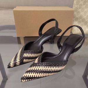 Sandalias de Plástico de 5CM, Diseño de Verano, con Tira Trasera, Tacón Bajo para Mujer - Product Image 1