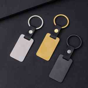 Porte-clés en métal personnalisé rectangulaire en acier inoxydable vierge pour gravure laser avec boucle en cuir et badge - Product Image 1