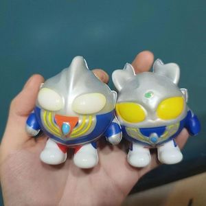 ของเล่นบีบ Pu Ultraman ของเล่นบรรเทาความเครียดแบบคืนตัวช้าสำหรับเด็กอายุ 5 7 ปี ทุกเพศ - Product Image 4