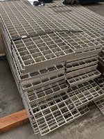 Grille de drainage extérieure moderne en acier inoxydable durable SHENGMO pour les parkings publics, la construction et l'immobilier