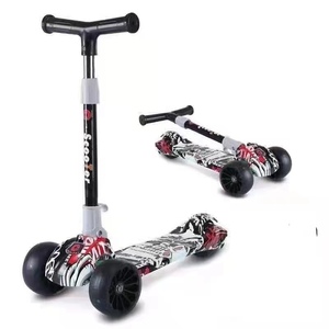 <span class=keywords><strong>Trottinette</strong></span> pliable à hauteur réglable avec logo OEM pour enfants, mini <span class=keywords><strong>trottinette</strong></span> pour enfants de <span class=keywords><strong>5</strong></span> <span class=keywords><strong>ans</strong></span> pour filles - Product Image 4