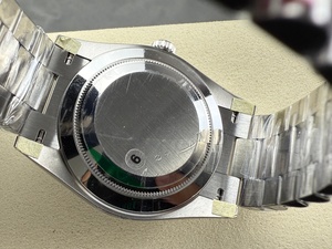 high top quality luminous watch Waterproof VS Factory 40mm 904L Steel 3235 Movement Roman blue Diver watch - Product Image 4