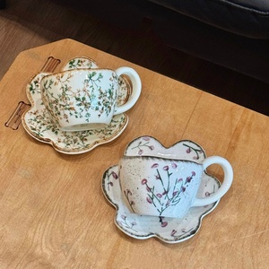 Set di Tazza e Piattino <span class=keywords><strong>in</strong></span> Ceramica con Motivo Floreale Dipinto a Mano, Stile Retrò, Vendita Diretta dalla Fabbrica Lelyi, per Tè del Pomeriggio - Product Image 1