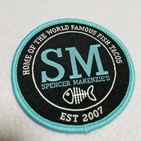 Écussons brodés personnalisés à repasser pour vêtements et chapeaux, badges en tissu feutre tissé avec logo