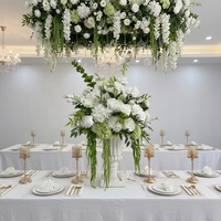 Boule de fleurs artificielles modernes en soie, centre de table - Décoration réaliste parfumée faite à la main pour mariages et événements, durable et réutilisable